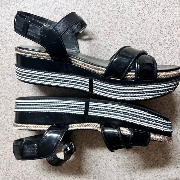 Stuart Weitzman Black and White Women's platform sandals size 7.5 - Picture 10 of 13
